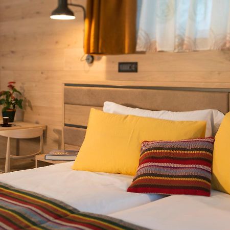 Red Fox Lodge Брей-Червиния Экстерьер фото