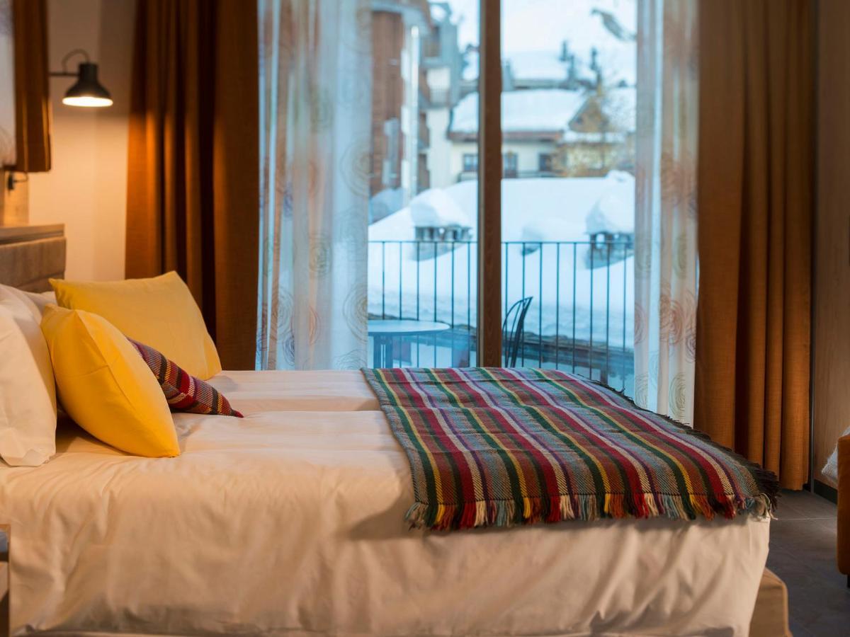 Red Fox Lodge Брей-Червиния Экстерьер фото