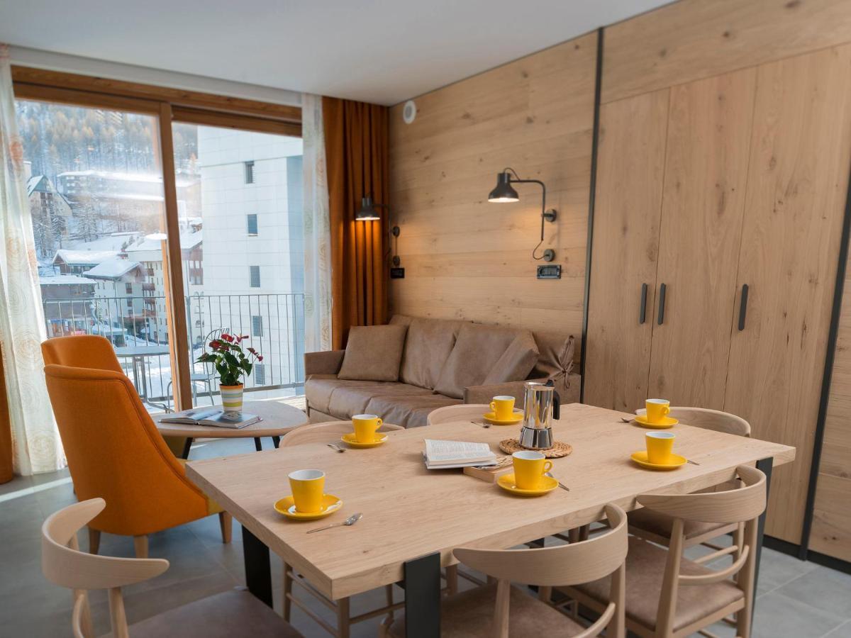 Red Fox Lodge Брей-Червиния Экстерьер фото